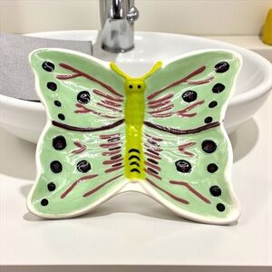 Butterfly Ceramic Hand Painted Signed Trinket Soap Dish Whimsy Jewelry‎ Holder